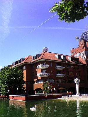 米兰MIDO特惠酒店